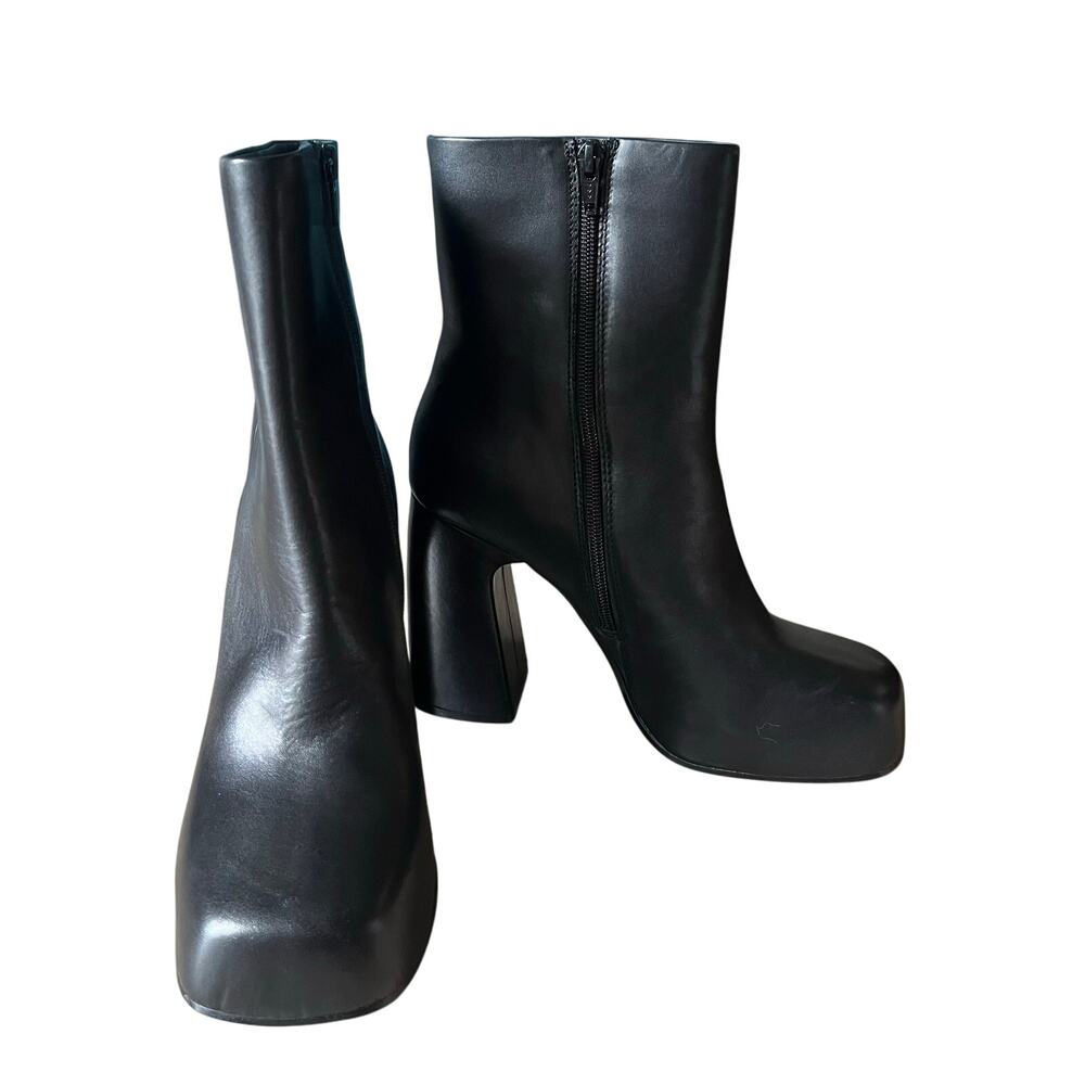 Steve Madden Cami Leather Square Toe Ankle Booties Women's 9.5 Leather Going Out